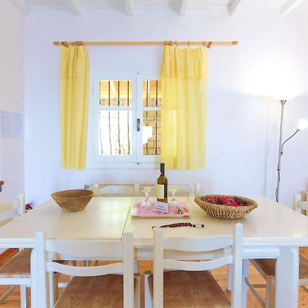 Seaview Calypso Villa Nisaki  Bagian luar foto