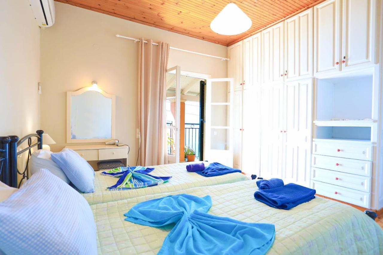 Seaview Calypso Villa Nisaki  Bagian luar foto
