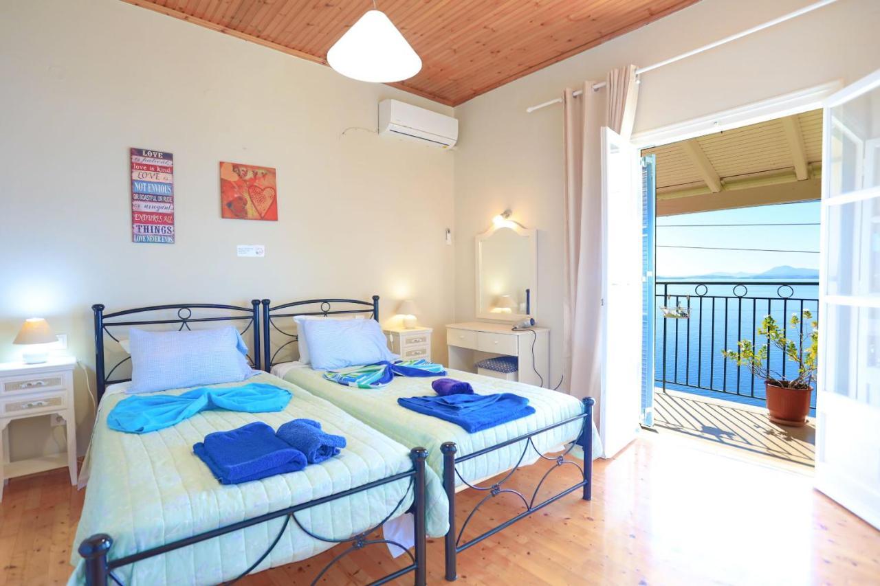Seaview Calypso Villa Nisaki  Bagian luar foto